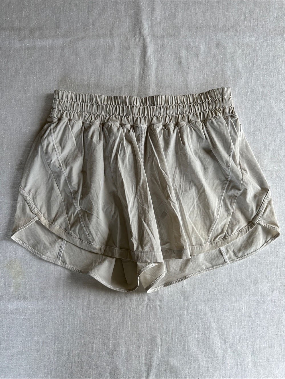 Lululemon Track That Short White 10